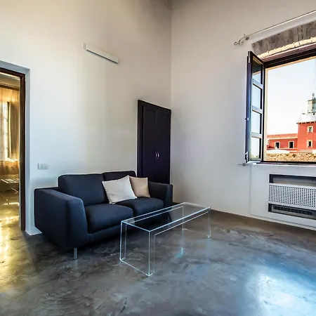 מלון Faro Capo Spartivento קיה