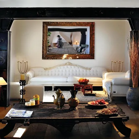 מלון Faro Capo Spartivento