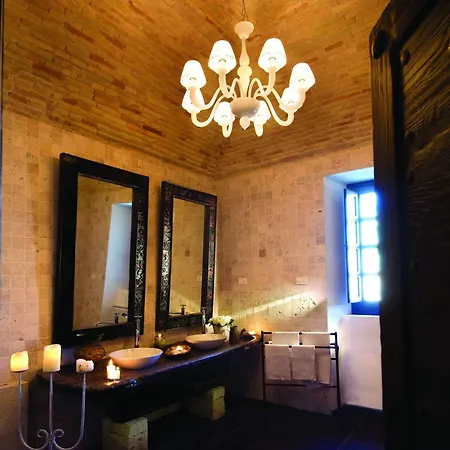 מלון Faro Capo Spartivento