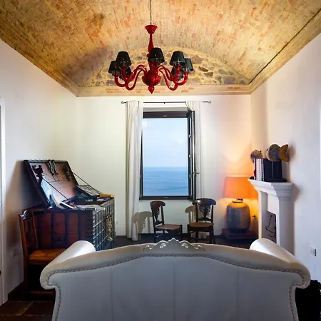Faro Capo Spartivento Hotell 5*
