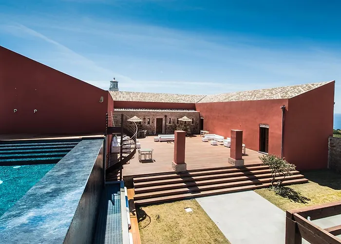 Faro Capo Spartivento Hotel