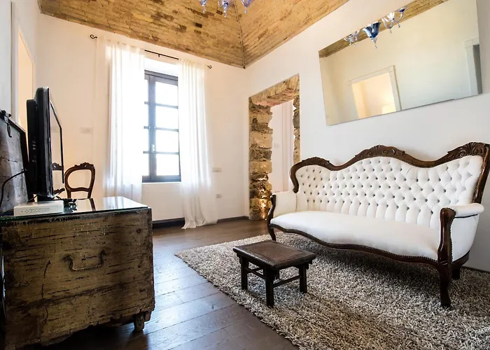 Faro Capo Spartivento 5*