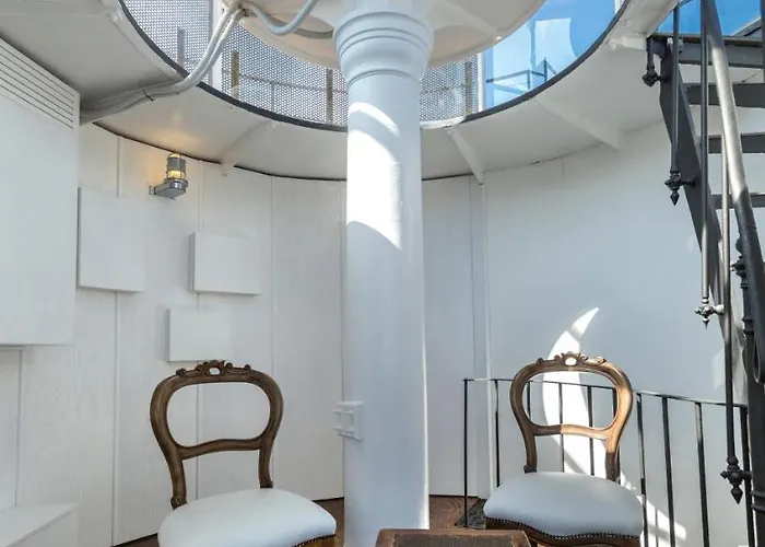 Faro Capo Spartivento Hotel 5*