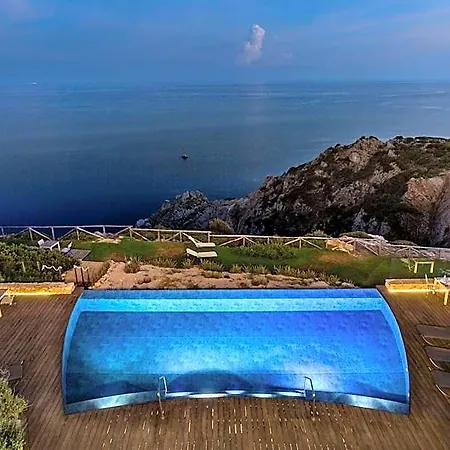 Capo Spartivento Lighthouse Hotel 5*