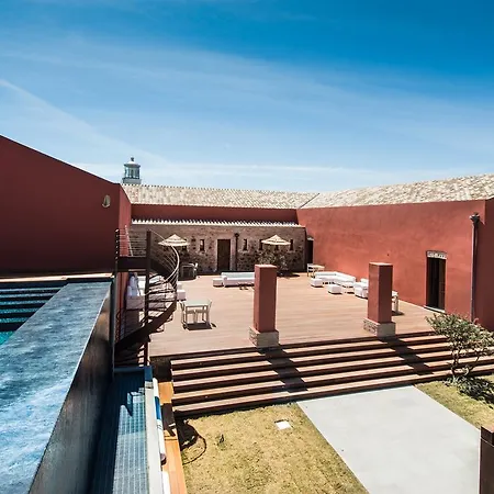 Faro Capo Spartivento 호텔