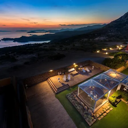 Capo Spartivento Lighthouse 5*