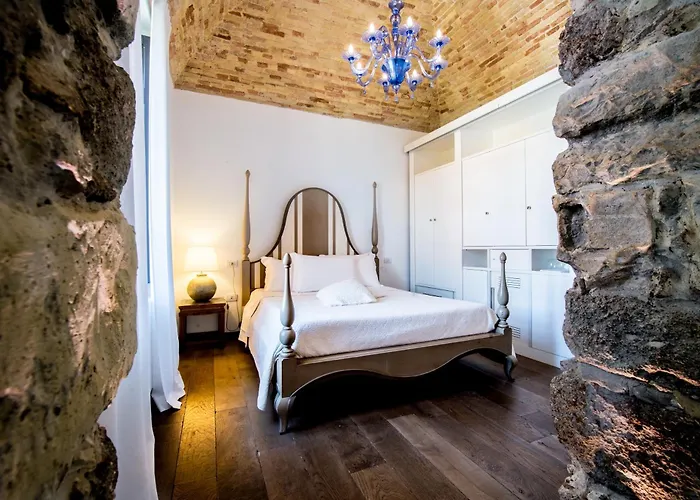 Hotel Faro Capo Spartivento 5*